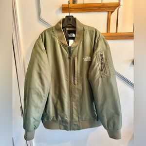 The Northface Men's insulated Khak Jacket size Large used runway item used 1x